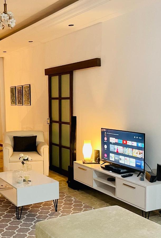 Nicocreon Apartment